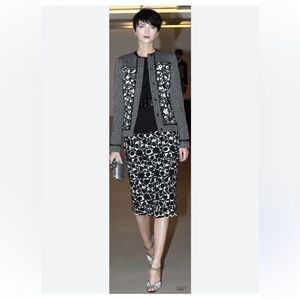 Oscar De La Renta Pre-Fall 2013 Runway Tweed Lace and Silk Suit Jacket Size 6